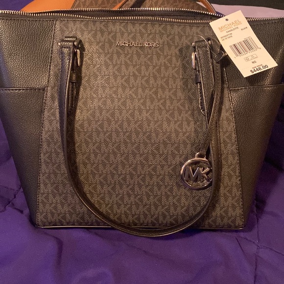 Michael Kors Purses - Picture 8 of 11